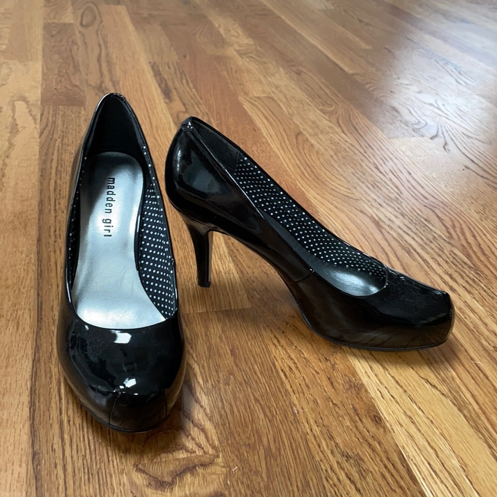 Madden Girl Black heels